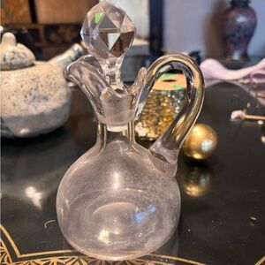 Crystal Glass Decanter with Stopper